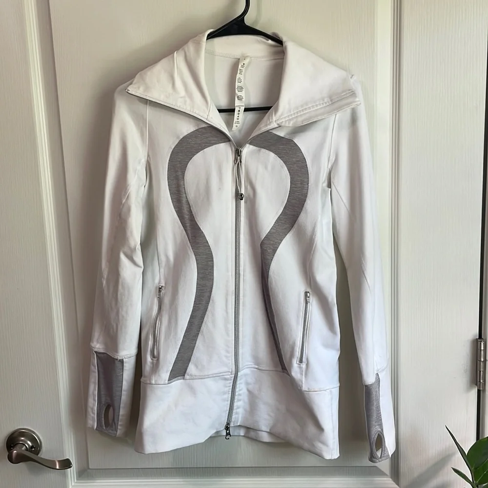Lululemon P3 Zip Up Jacket - Picture 1 of 7